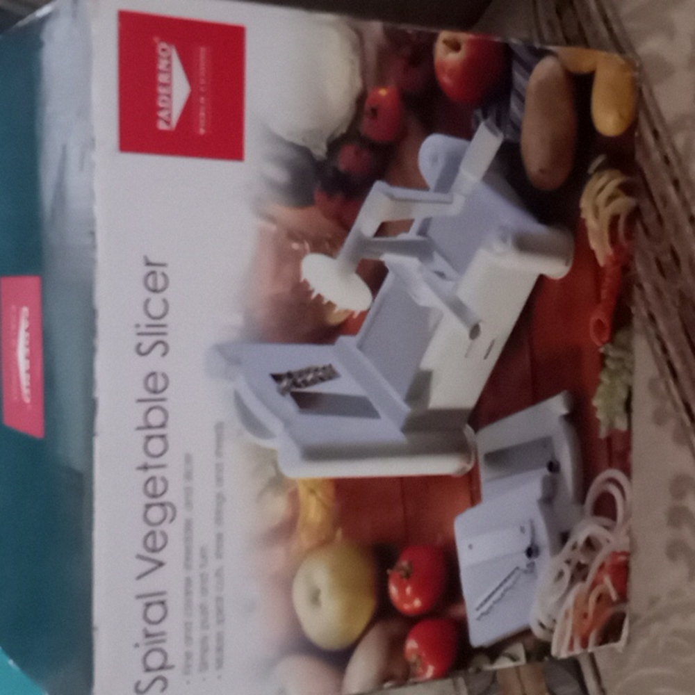 Spiral Vegetable Slicer
